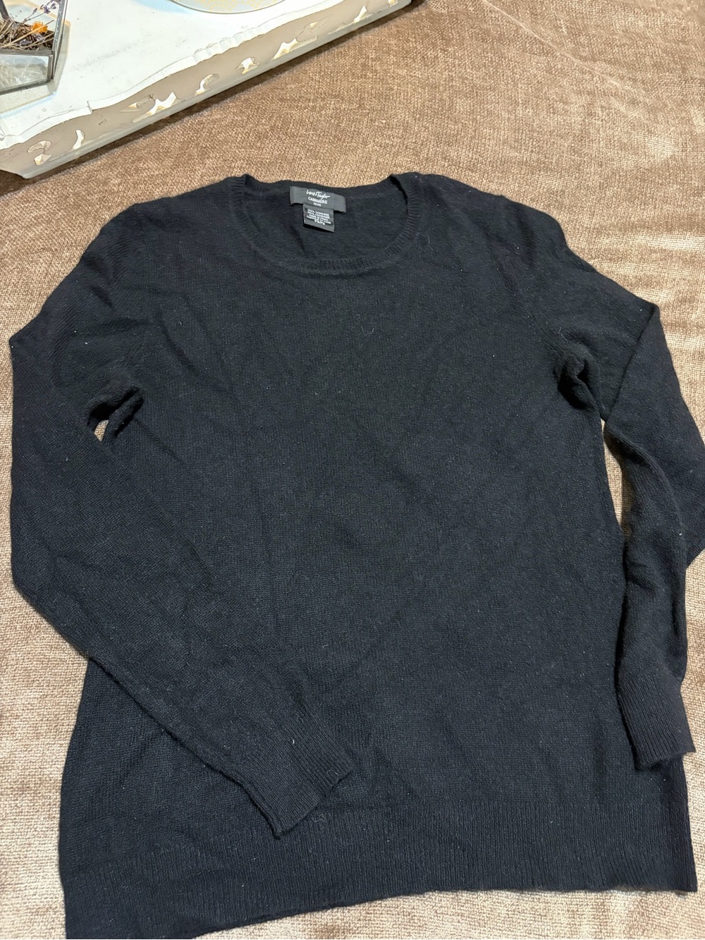 Lord & Taylor Black Cashmere Crewneck Sweater, Petite Medium